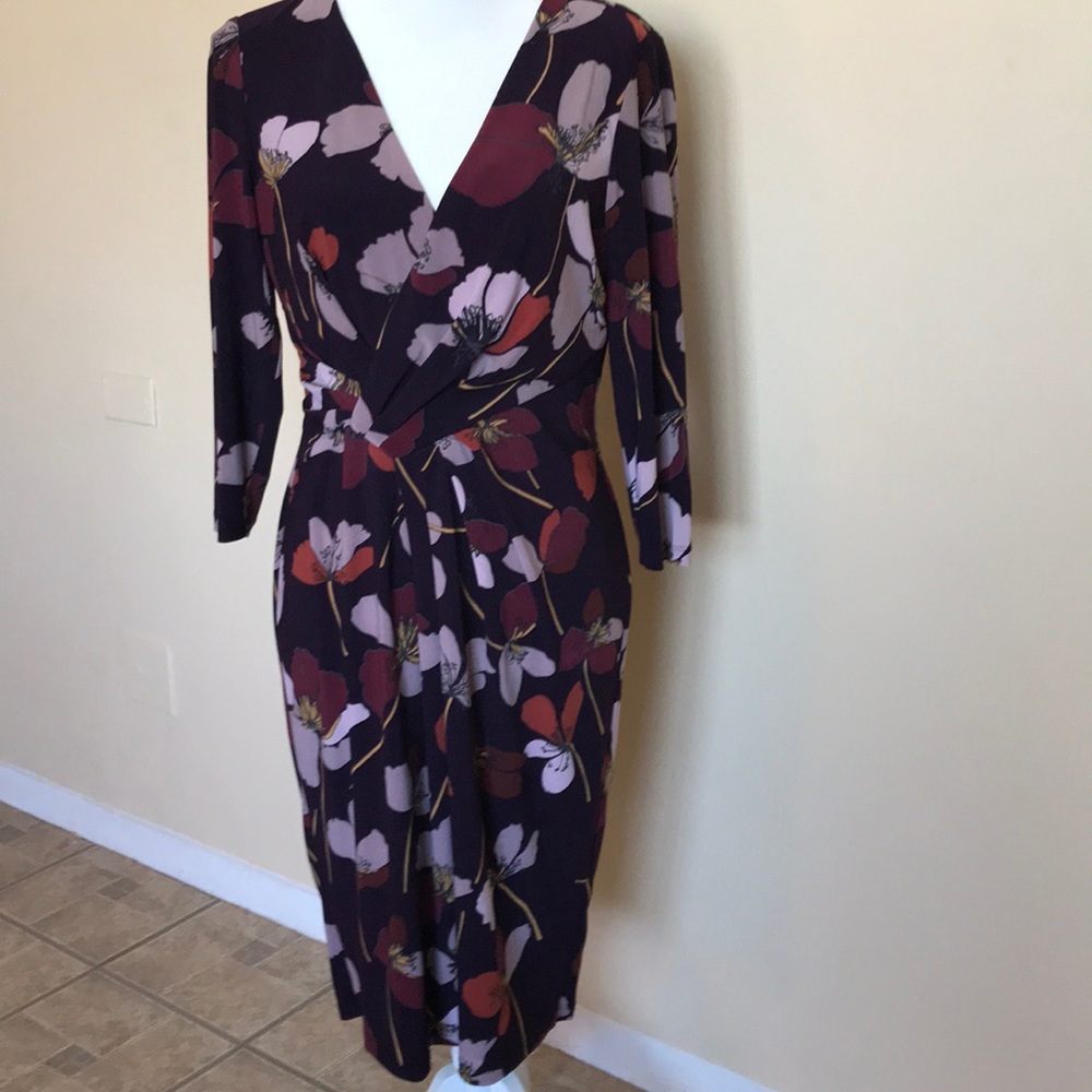 A floral dress that is in perfect condition